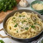 One Pot Creamy Garlic Pasta