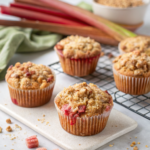 Nostalgic Rhubarb Muffins with Crumbly Topping
